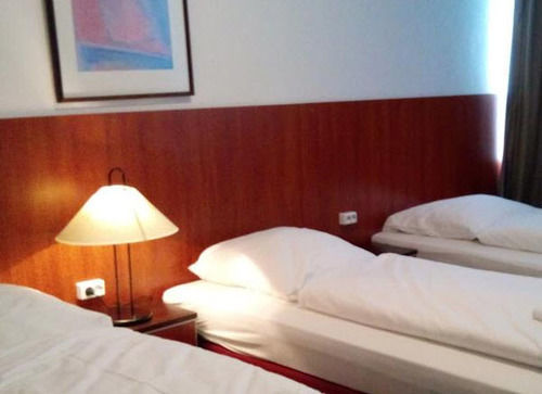 Hotel Central Хановер Екстериор снимка