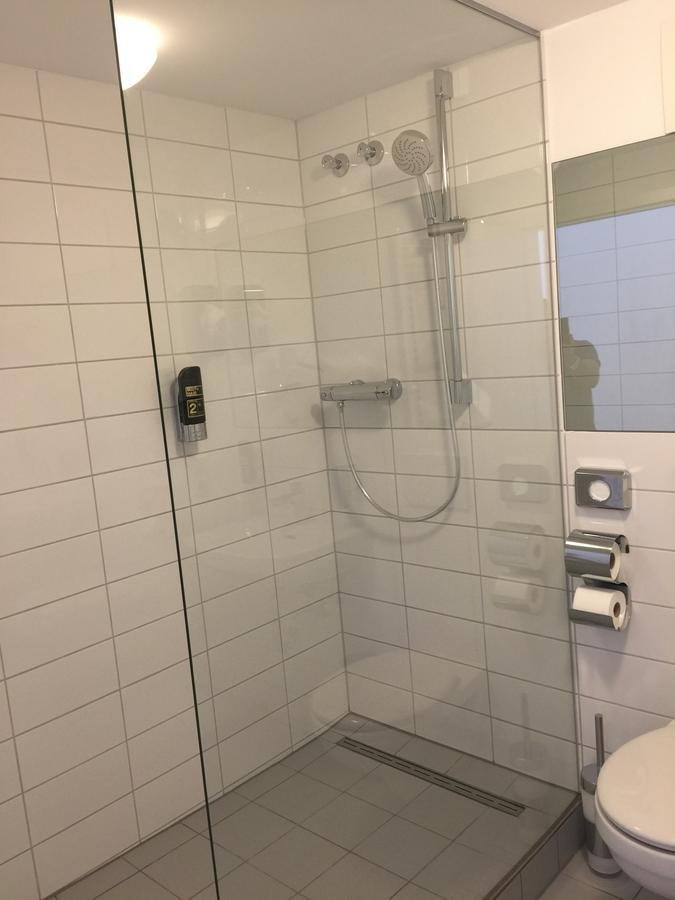Hotel Central Хановер Екстериор снимка