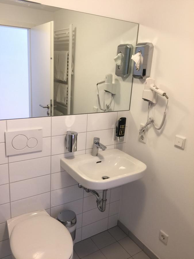 Hotel Central Хановер Екстериор снимка